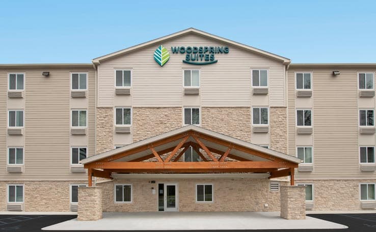 WoodSpring Suites Southington photo 2 of 4