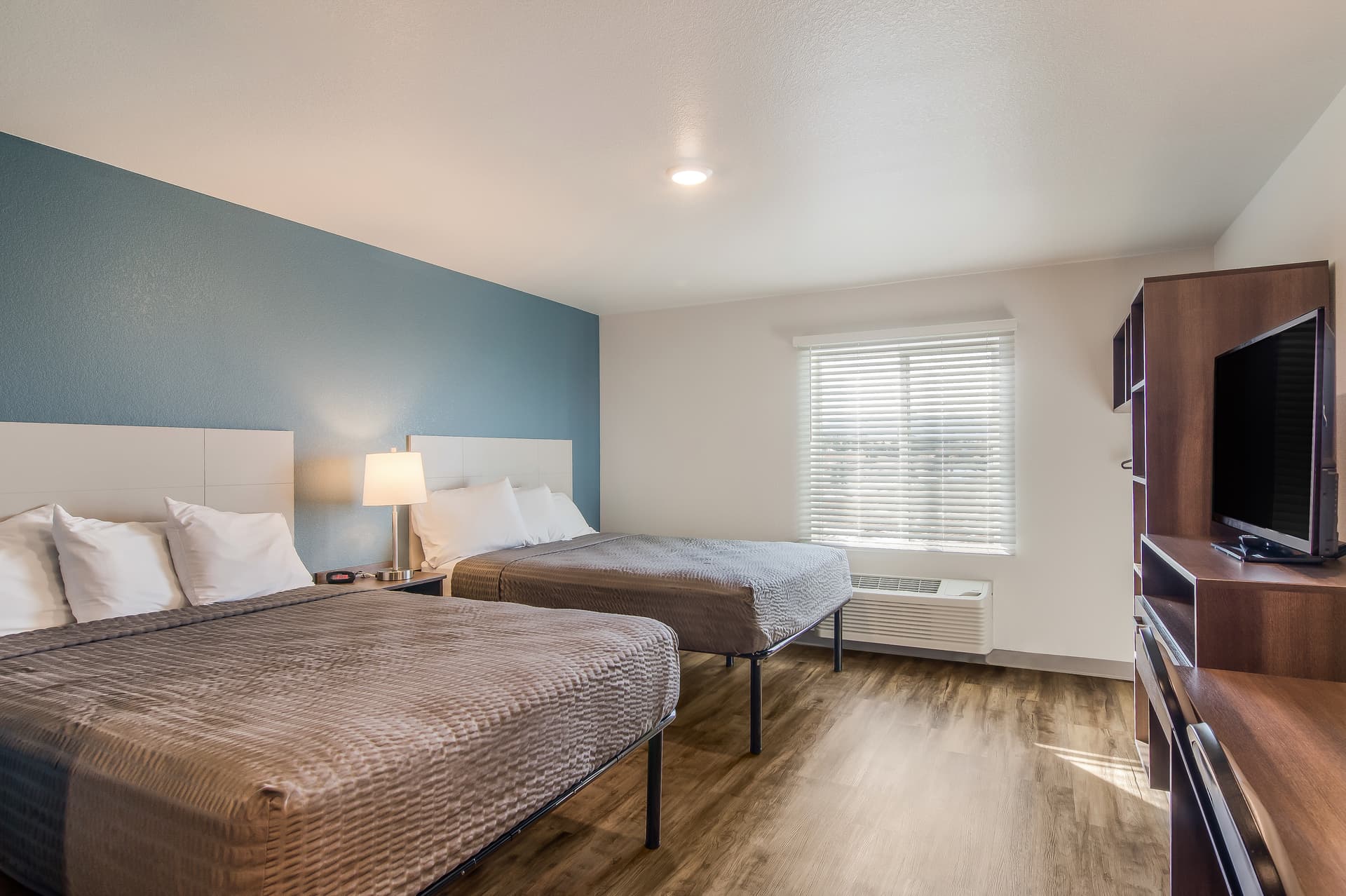 WoodSpring Suites Southington photo 10 of 17