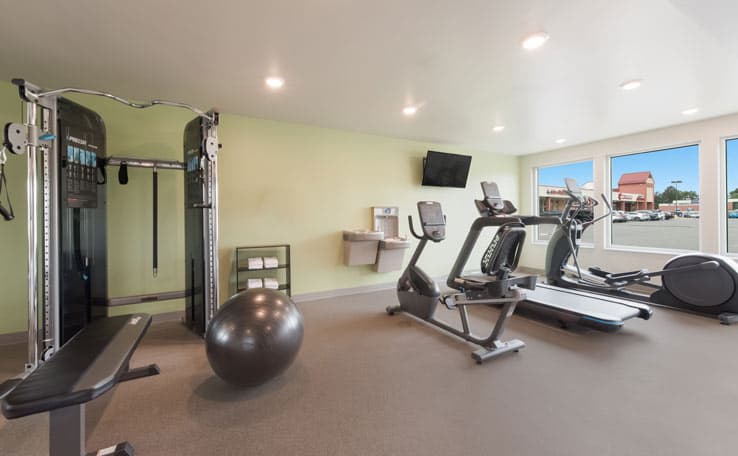 WoodSpring Suites Philadelphia Northeast photo 4 of 23