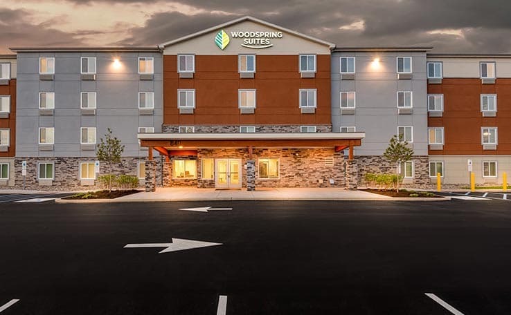 WoodSpring Suites Lancaster North photo 4 of 8
