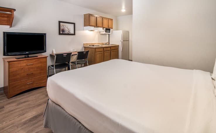WoodSpring Suites Denton photo 5 of 15