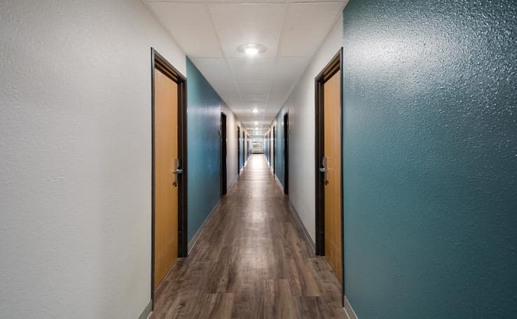 WoodSpring Suites Lexington Southeast photo 4 of 17