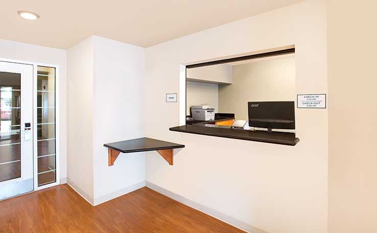 WoodSpring Suites San Antonio North Live Oak I-35 photo 2 of 15