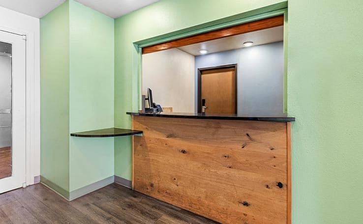 WoodSpring Suites Tulsa photo 2 of 14