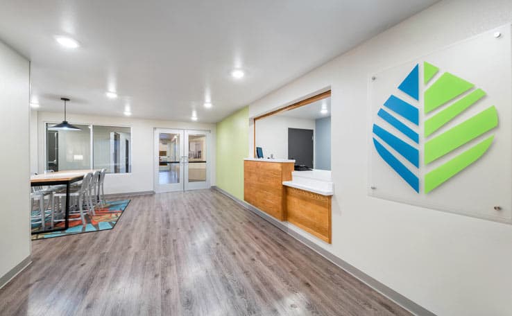 WoodSpring Suites Dallas Plano Central Legacy Drive photo 2 of 20