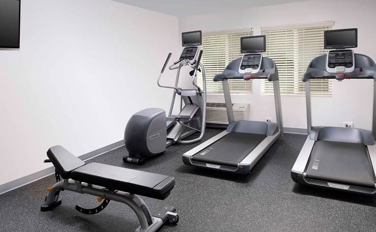 WoodSpring Suites Seattle Everett photo 4 of 21