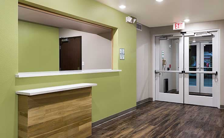 WoodSpring Suites Houston IAH Airport photo 3 of 26