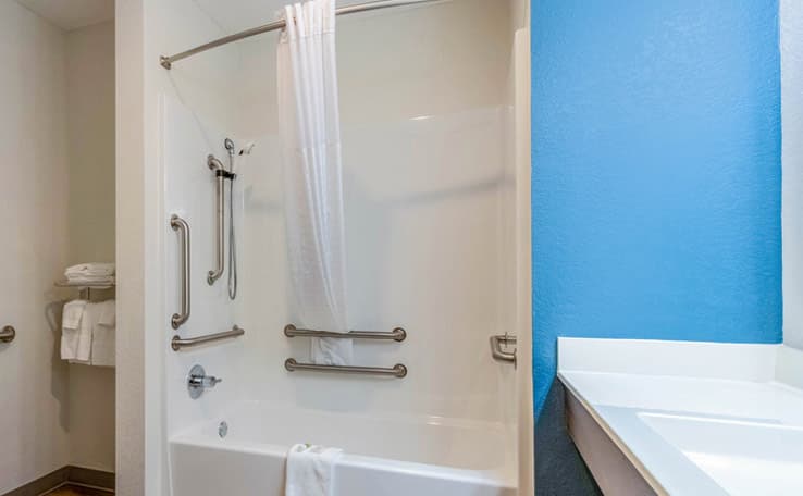 WoodSpring Suites Miramar photo 16 of 19