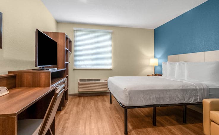WoodSpring Suites Miramar photo 8 of 19