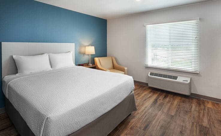 WoodSpring Suites Lackland near Sea World photo 8 of 19